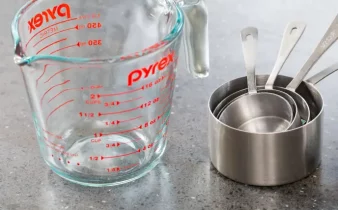 how many cups is in a liter